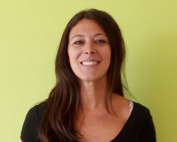 Studium Psychologie an der Universität Padua und Spezialisierung in kognitiver interpersoneller Psychotherapie. Sie arbeitet seit 2021 mit der Beratungsstelle zusammen und beschäftigt sich mit Beratung und Psychotherapie für Einzelpersonen, Paaren und Familien; Hat Erfahrung im Bereich des Entwicklungsalters, Beraterin in Geburts-vorbereitungskursen.