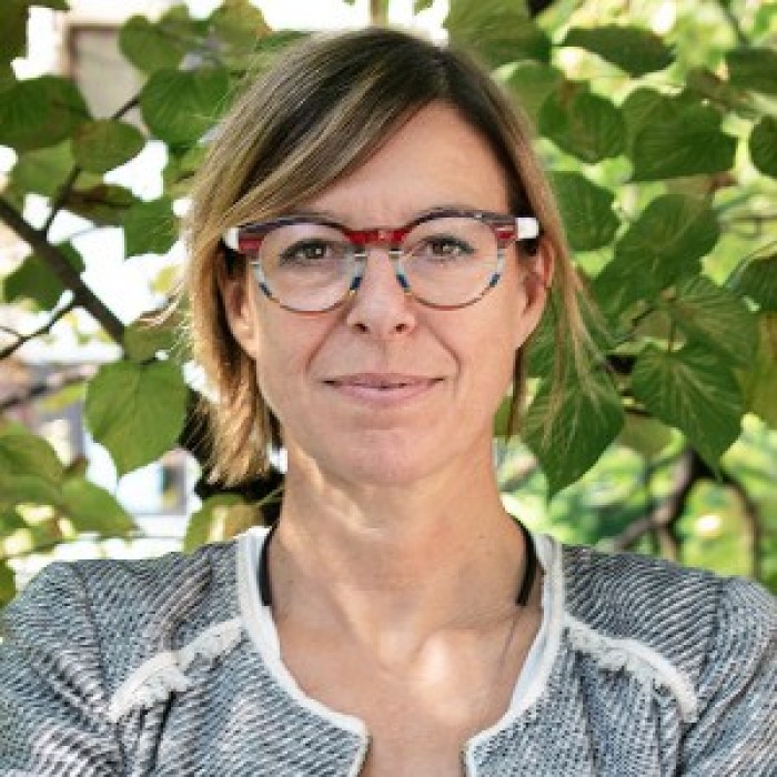 Laureata in giurisprudenza presso l’Alma Mater Studiorum - Università di Bologna. Avvocato dal 2011 e collabora con il Consultorio Kolbe dal 2018, dove si occupa di consulenza legale informativa nei vari ambiti del diritto, con particolare attenzione al diritto di famiglia. Dal 2017 è membro dell’Osservatorio nazionale sul diritto di famiglia – avvocati di famiglia e ha partecipato, dal 2017 al 2019, al Corso biennale della Scuola di Alta formazione specialistica in Diritto delle Persone, delle Relazioni Familiari e dei Minorenni promosso dall’Osservatorio, conseguendone il relativo attestato all’esito dell’esame intermedio e finale.